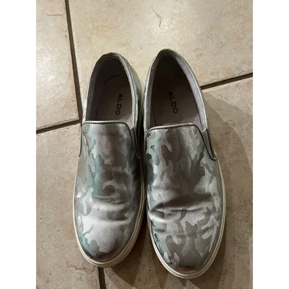 Aldo Silver Metallic Camo Pattern Slip On Sneakers Sz 7.5 Minor Scuff On Toe